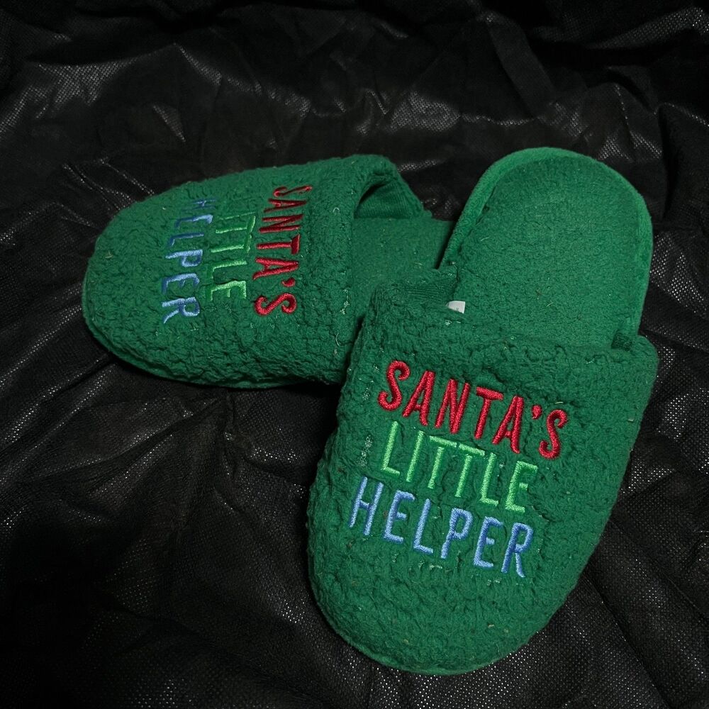 anta's Little Helper kids size 3 Green Christmas Slippers Sherpa Fleece House